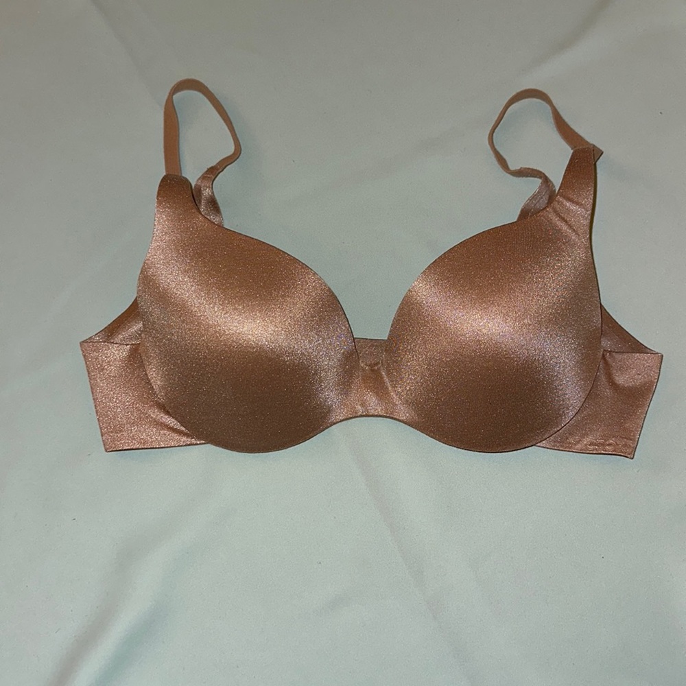 Victoria’s Secret Nude Bra